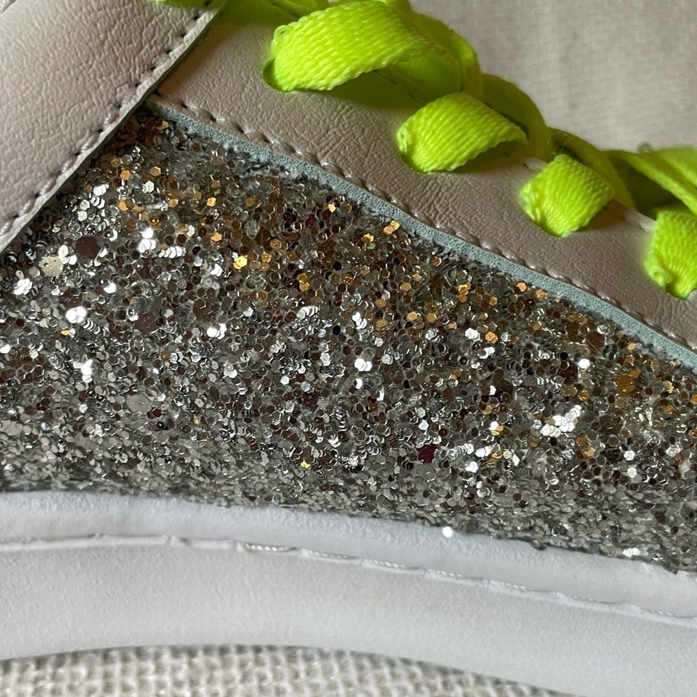 MKS white sneaker with stars and sparkle - Picture 10 of 11